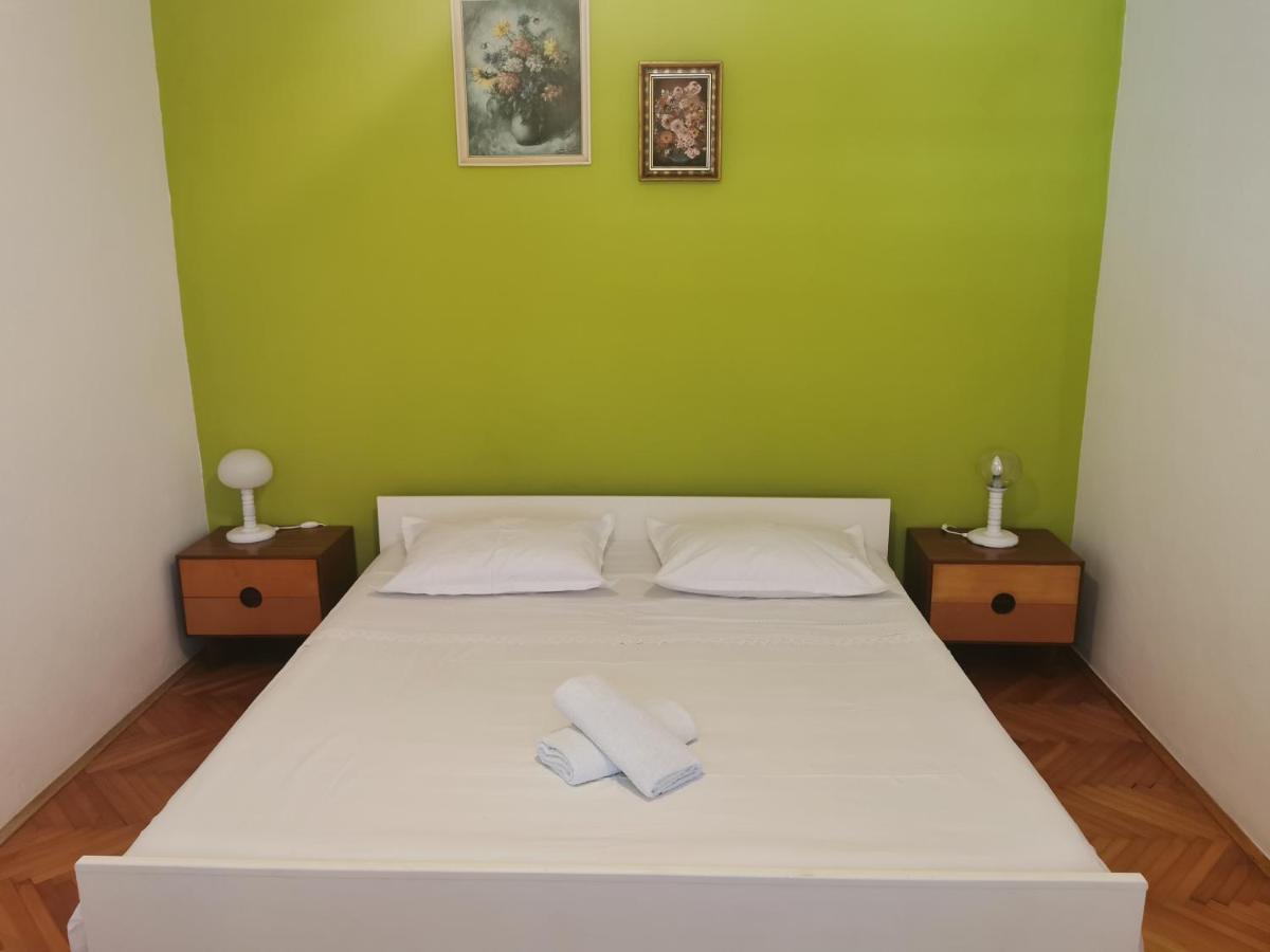 Apartman Tudor Kuzma Hvar Exteriör bild