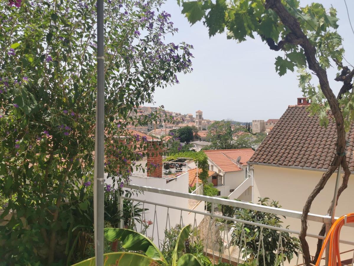 Apartman Tudor Kuzma Hvar Exteriör bild